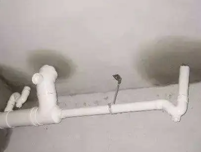 麻栗坡卫生间测漏水的几种情景